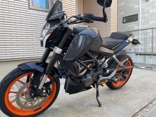 現車確認お願いします。KTM duke 200・2014年式ABS付パワーパーツ等カスタム