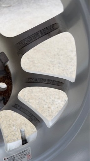 スタッドレスタイヤ