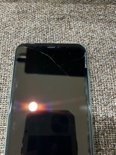 SIMフリー　iPhone11  64GB