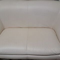 ２人掛けソファー　白/ホワイト　かわいい　東京都日野市の画像