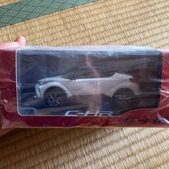 トヨタCH-R非売品ミニカー