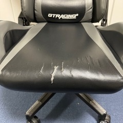 ゲーミングチェアの画像