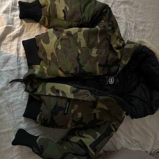 カナダグースのダウン