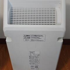 ※破損あり 空気清浄機 panasonic【F-PXP55-W】の画像