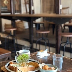 【京都のおしゃれカフェ好き必見！】作業もおしゃべりも楽しめ…