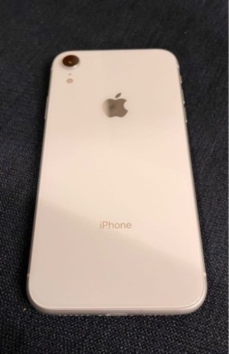 iPhoneXR ホワイト　SIMフリー　明日まで