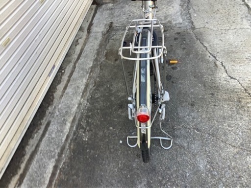 224 ヤマハ新機種電動アシスト自転車pas26インチ　シルバーアルミボディー