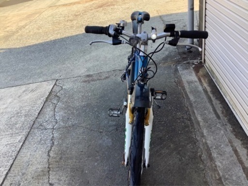 226  パナソニック新機種電動アシスト自転車ハリヤ26インチ　ブルーボディー