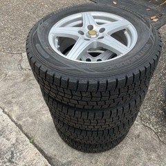 スタッドレスタイヤ 215/65R16  4本セット WINTER MAX X