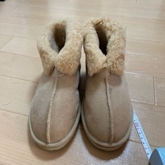 ムートンブーツ　M size