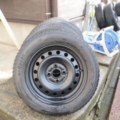 スタッドレスタイヤ165/65r14の画像