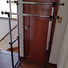 【差し上げます】ハンガーラック　2段