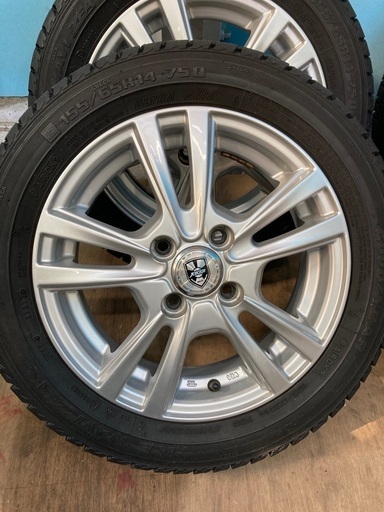 スタッドレスタイヤ　155/65R 14