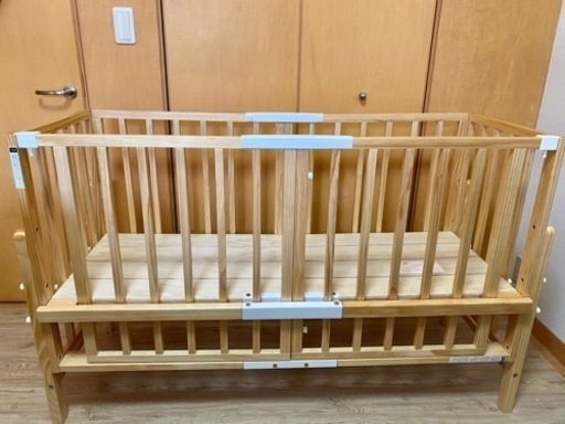 【値下げ】そいねーるlll3  専用マットレス付きベビーベッド