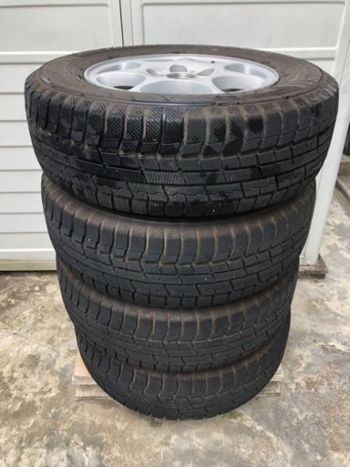 【お取引成立しました】TOYOスタッドレス 205/70R15＋三菱純正ホイール4本セット　ラッシュで使用