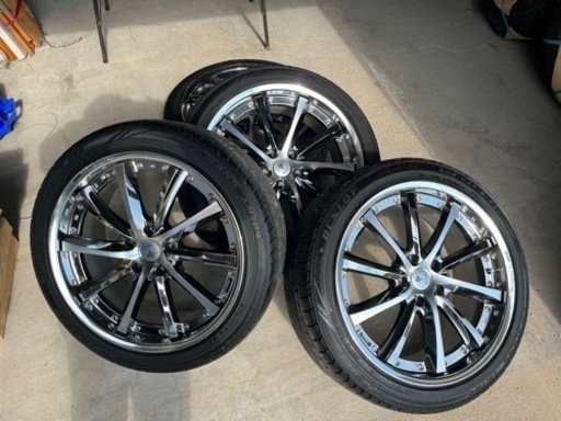 最終値下げしました。クレンツェ ヴィシュヌ 19インチ ダンロップ