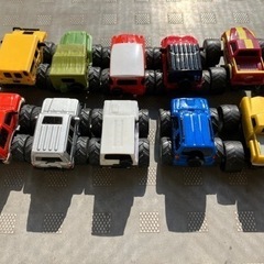 チョロQ？　SUV10個セットの画像