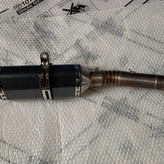 バイク サイレンサー φ44 カーボン柄の画像