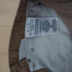 コーデュロイパンツの画像