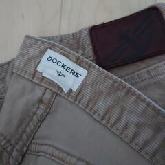 コーデュロイパンツの画像