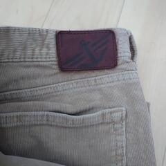 コーデュロイパンツ