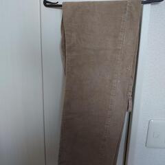 コーデュロイパンツの画像