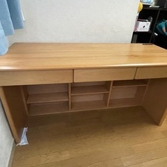 【ベルメゾン 】木製机　コンセント・本棚・引き出し付き