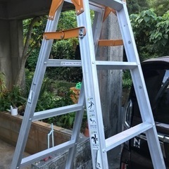 アルミ脚立の画像