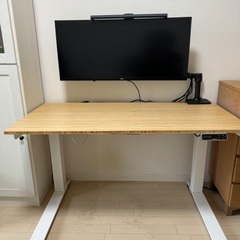 電動昇降デスク　Flexispot E7Proの画像