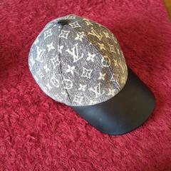 VUITTON キャップ 定価約10万 ※明日で終了
