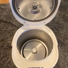 4合炊き炊飯器【ROOMMATEコンパクト炊飯ジャー】の画像