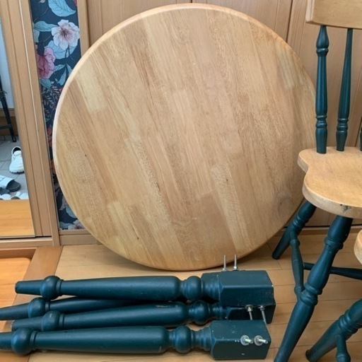 ダイニングテーブル