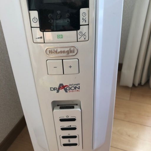 デロンギオイルヒーター　10〜13畳程度対応