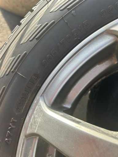 （値下）ヨコハマアイスガード205/70R15スタッドレス