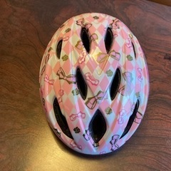 【年内処分】自転車用ヘルメット　プロテクター付きの画像