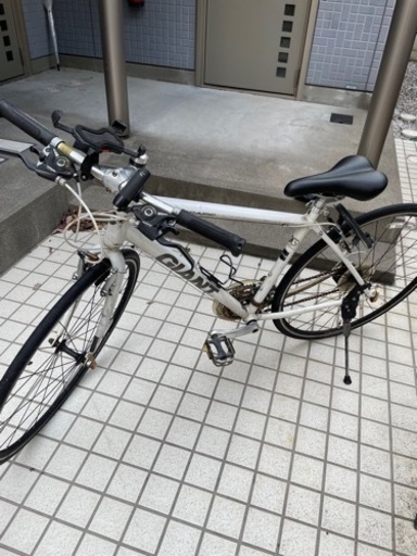 自転車　クロスバイク　GIANT