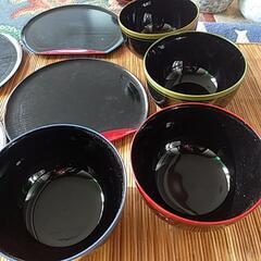 うどんお椀とおぜんの画像