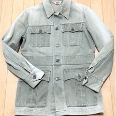 セール中★喫煙者なし★LeVI'S★ジャケット★ダメージ加工★メンズM