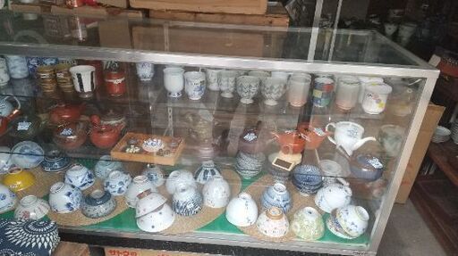店舗ショーウインドウケース