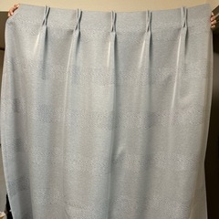 【遮光カーテン　グレー　状態良いです】