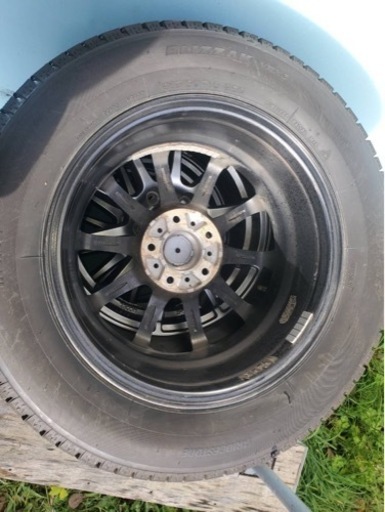 スタッドレスタイヤ