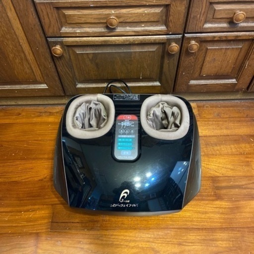 スリーウェイフット