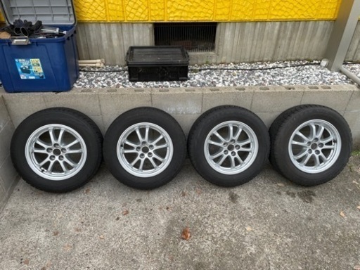 トヨタ純正ホイール　スタッドレスタイヤセット