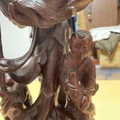 取引決まりました木彫りの置き物の画像