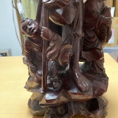 取引決まりました木彫りの置き物の画像