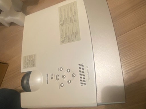 プロジェクター　TOSHIBA
