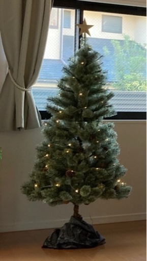 クリスマスツリー（高さ150センチ）と電飾ほか