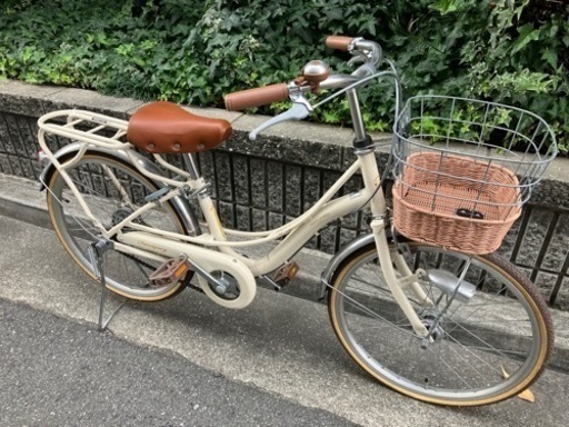 子ども用　自転車　女の子　20インチ　白色