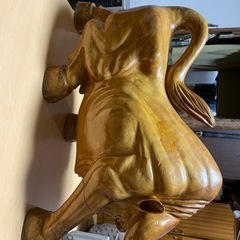 取引決まりました木彫りの牛(置き物)2の画像