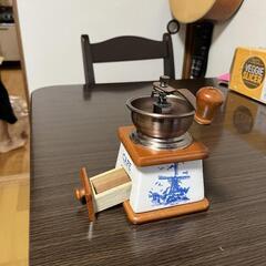 コーヒーミル(手動　手挽き)の画像